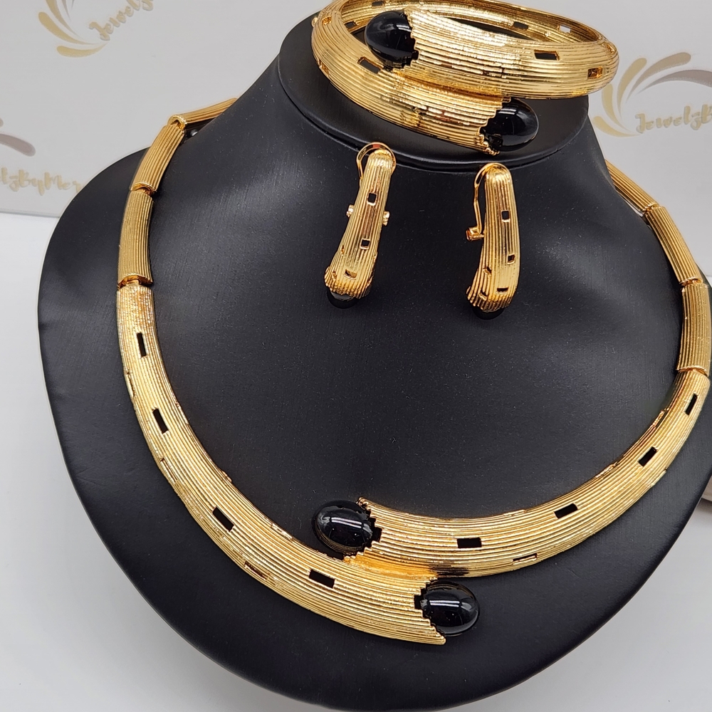 Elegant Gold and Black Jewelry Set